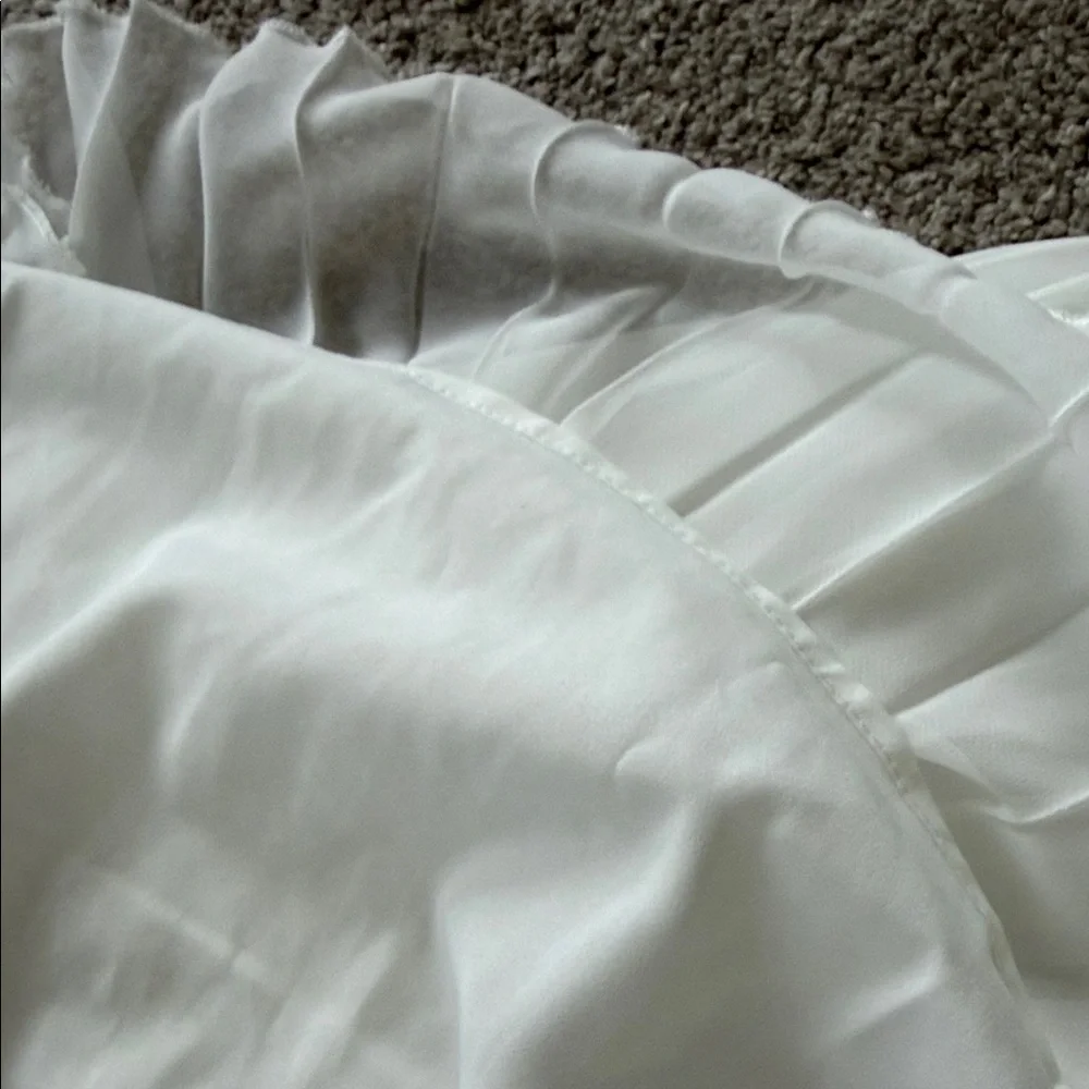 NWT lulus Ivory Chiffon Lace Pleated Open Back Wedding Dress Small - Picture 11 of 11